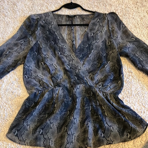 Aritzia Alexander Silk Blouse Size M - Picture 5 of 8